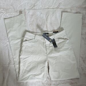 Lee Straight Leg Relaxed Midrise Pants Size 10 Long